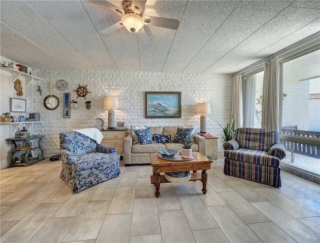 1419 S 11th St 102, Port Aransas, TX 78373