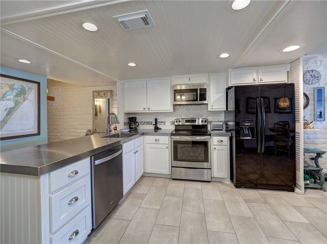 1419 S 11th St 102, Port Aransas, TX 78373