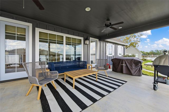 286 Indian Falls Lane, Livingston, TX 77351