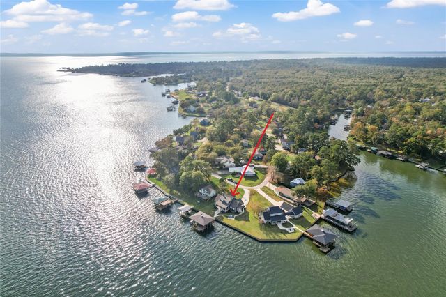 286 Indian Falls Lane, Livingston, TX 77351