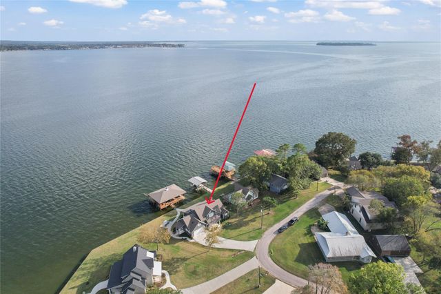 286 Indian Falls Lane, Livingston, TX 77351