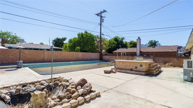 1048 Vallejo Avenue, Simi Valley, CA 93065