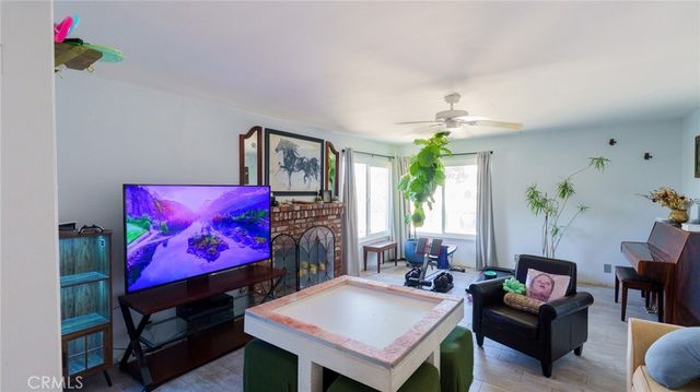 1048 Vallejo Avenue, Simi Valley, CA 93065