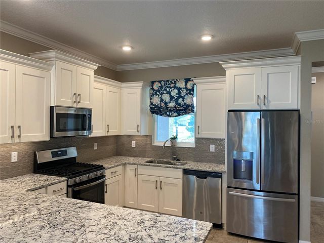 9839 SW 99TH LOOP, Ocala, FL 34481