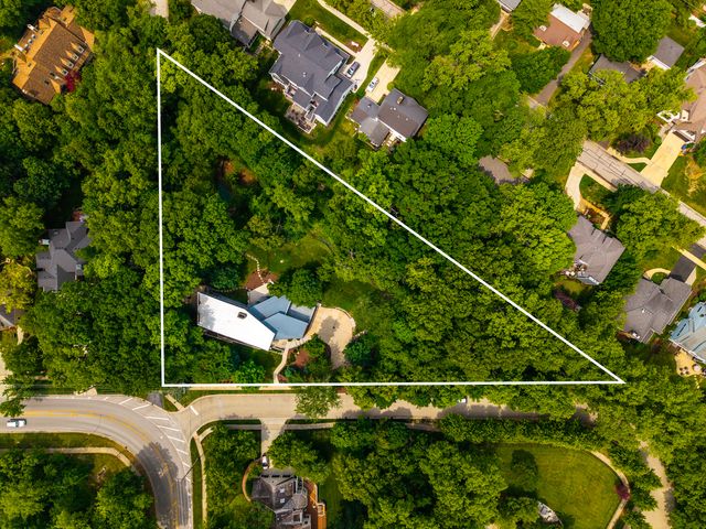 603 Driftwood Court, Naperville, IL 60540