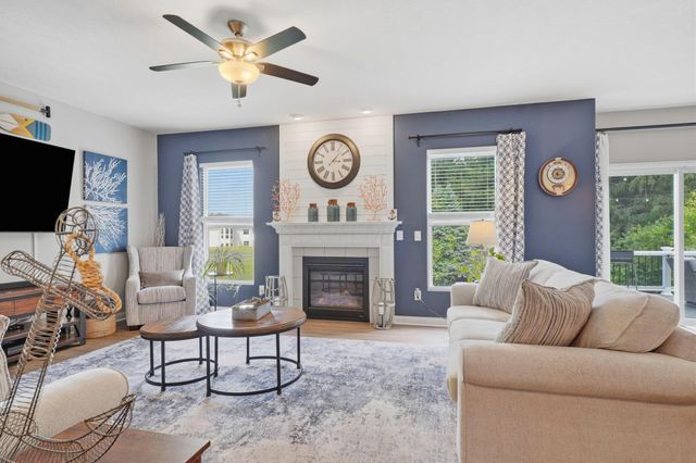 3236 Yellow Finch Way, Columbus, OH 43231