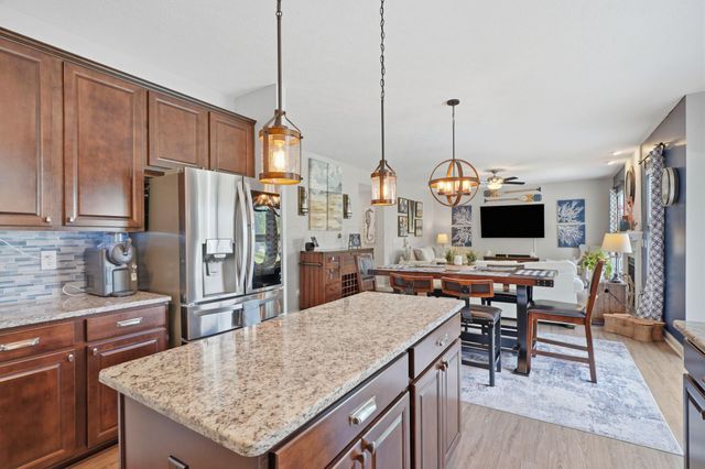 3236 Yellow Finch Way, Columbus, OH 43231