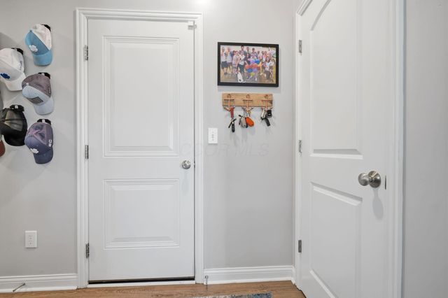 3236 Yellow Finch Way, Columbus, OH 43231