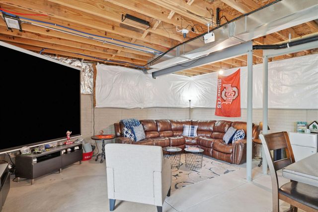 3236 Yellow Finch Way, Columbus, OH 43231