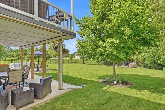 3236 Yellow Finch Way, Columbus, OH 43231