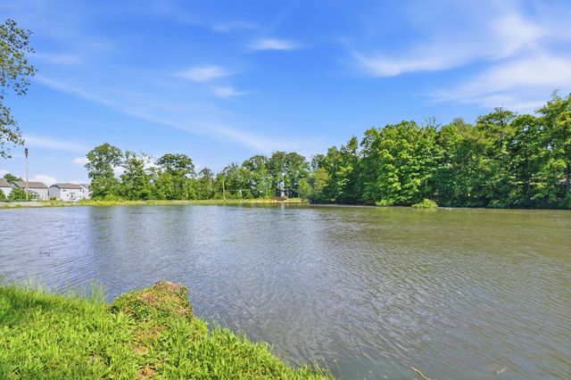 3236 Yellow Finch Way, Columbus, OH 43231