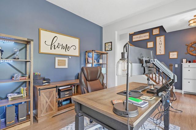 3236 Yellow Finch Way, Columbus, OH 43231