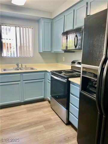 6881 Tamarus Street 101, Las Vegas, NV 89119