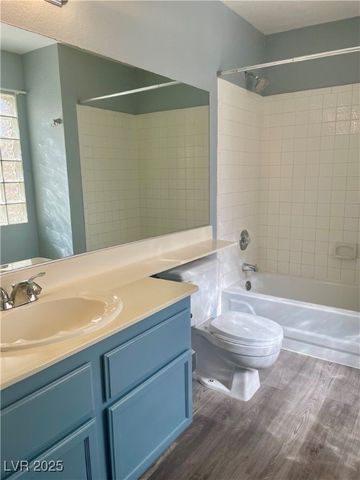 6881 Tamarus Street 101, Las Vegas, NV 89119