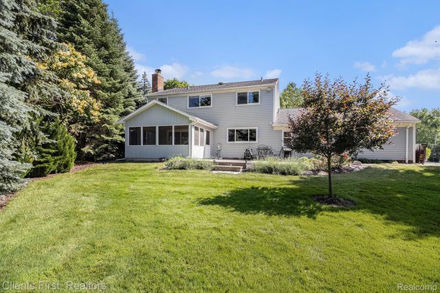 42356 Cotswold Court, Northville Township, MI 48168