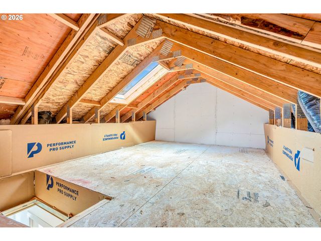 3944 Se IVON St, Portland, OR 97202