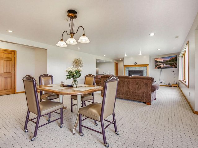 W225N3524 Wethersfield ROAD, Pewaukee, WI 53072