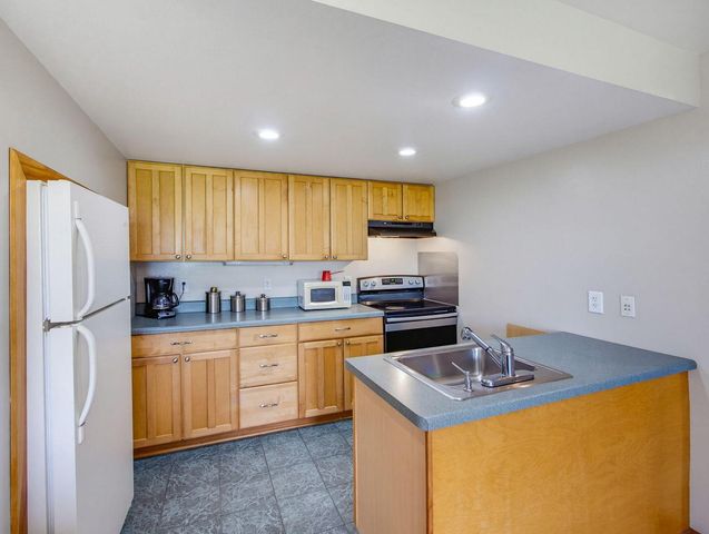 W225N3524 Wethersfield ROAD, Pewaukee, WI 53072