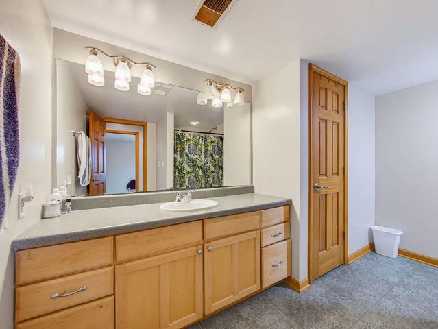 W225N3524 Wethersfield ROAD, Pewaukee, WI 53072