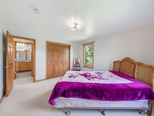 W225N3524 Wethersfield ROAD, Pewaukee, WI 53072