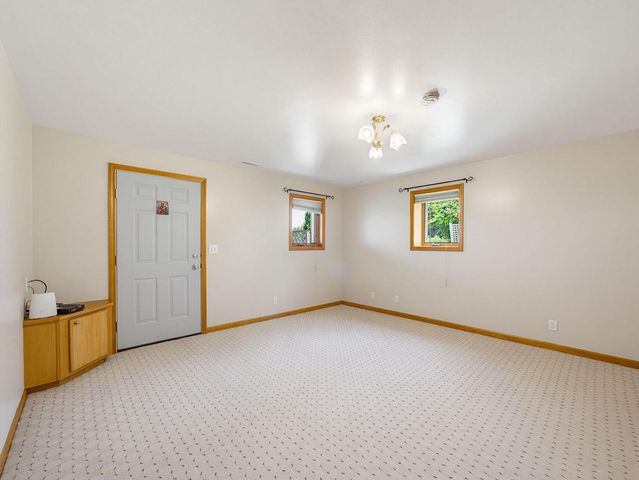 W225N3524 Wethersfield ROAD, Pewaukee, WI 53072