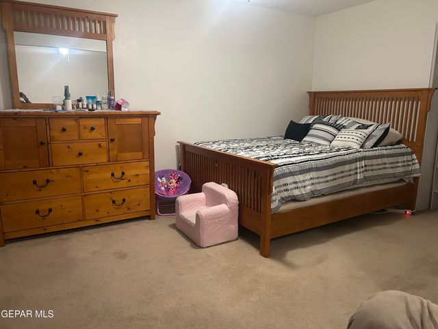 11017 LAKEWOOD Avenue, El Paso, TX 79935