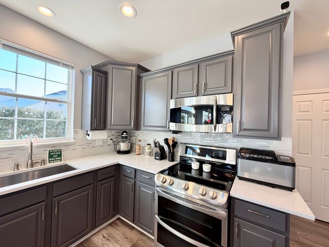 1471 Hearthstone Drive, Hampshire, IL 60140