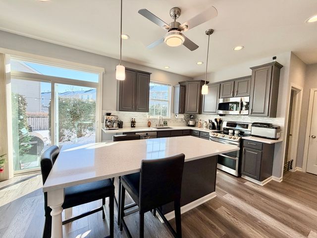 1471 Hearthstone Drive, Hampshire, IL 60140