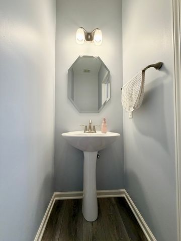 1471 Hearthstone Drive, Hampshire, IL 60140