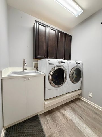 1471 Hearthstone Drive, Hampshire, IL 60140