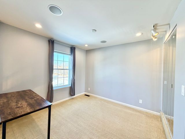 1471 Hearthstone Drive, Hampshire, IL 60140