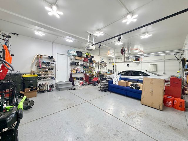 1471 Hearthstone Drive, Hampshire, IL 60140