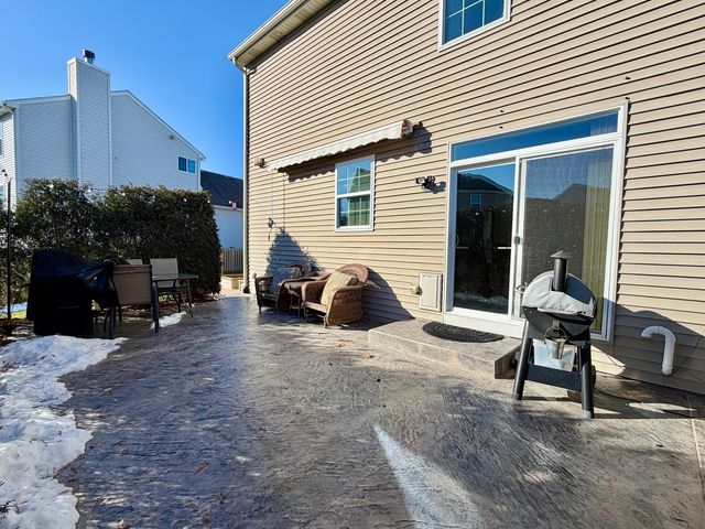 1471 Hearthstone Drive, Hampshire, IL 60140