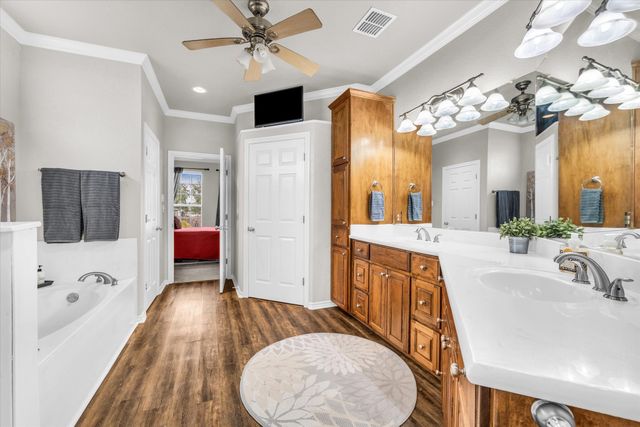 482 Sunland Park, Robinson, TX 76706