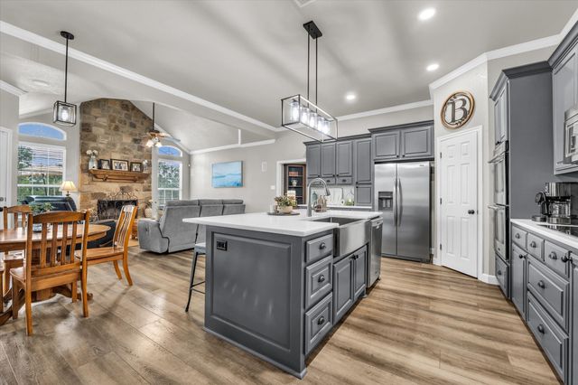 482 Sunland Park, Robinson, TX 76706