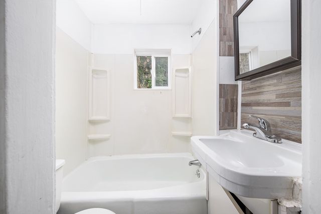 23 Edmund St 1, Malden, MA 02148