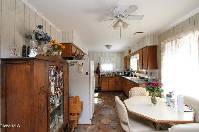 16 Burgoyne Street, Schuylerville, NY 12871