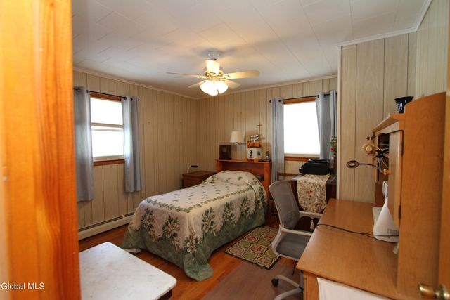 16 Burgoyne Street, Schuylerville, NY 12871