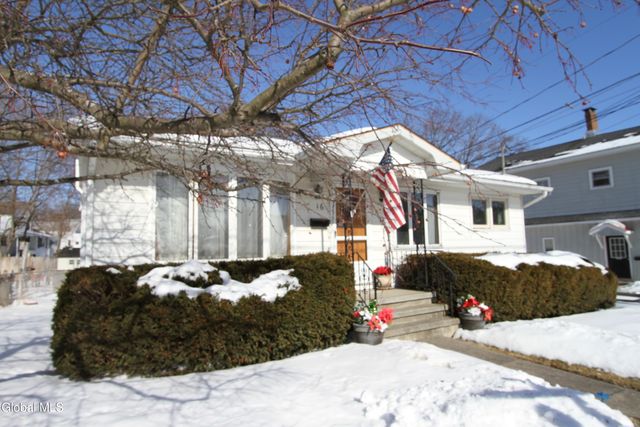 16 Burgoyne Street, Schuylerville, NY 12871