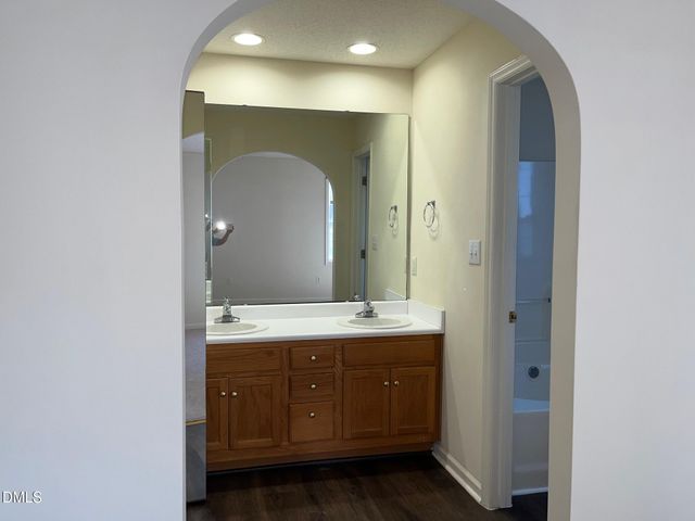 2604 Farlow Gap Lane, Raleigh, NC 27603