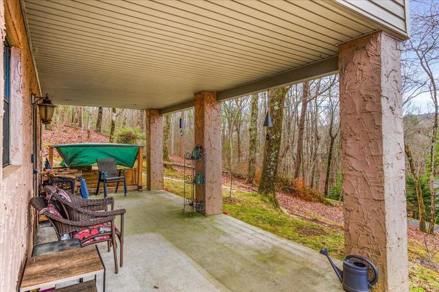 50 Shawnee Trail, Chatsworth, GA 30705