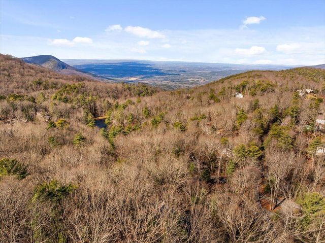 50 Shawnee Trail, Chatsworth, GA 30705