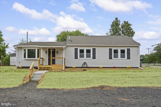 1 BEACON RD, Middle River, MD 21220