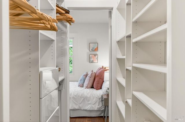 7 Bulson Ct, Napa, CA 94559