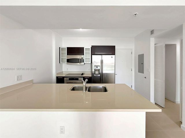 333 NE 24th St 1403, Miami, FL 33137