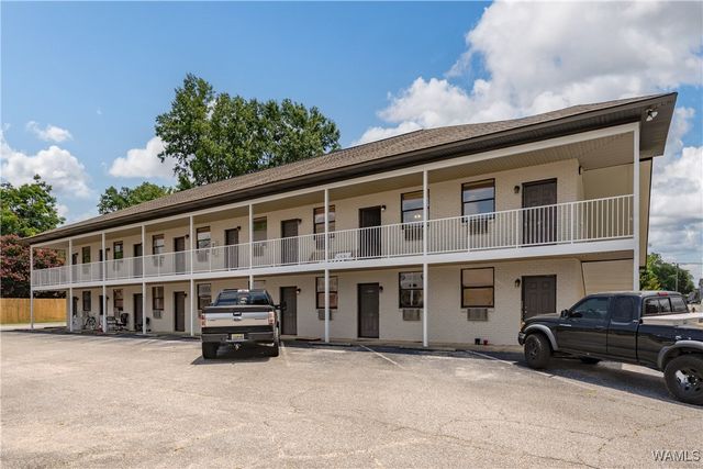 1212 12th 23, Tuscaloosa, AL 35401