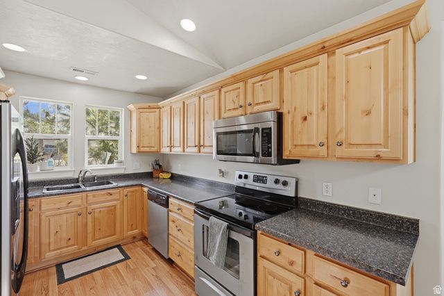 2867 FOWLER AVE, Ogden, UT 84403