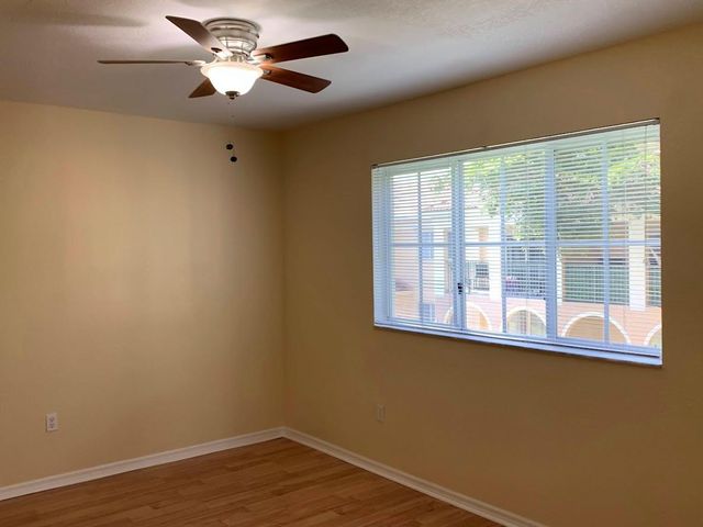 2565 Centergate Dr 204, Miramar, FL 33025