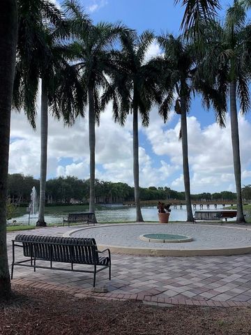 2565 Centergate Dr 204, Miramar, FL 33025