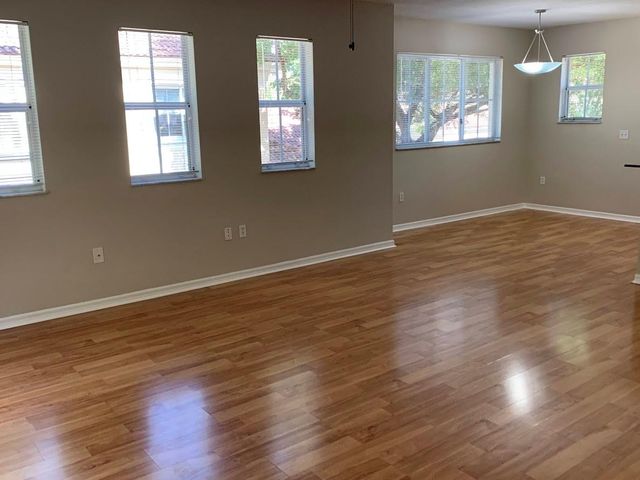 2565 Centergate Dr 204, Miramar, FL 33025